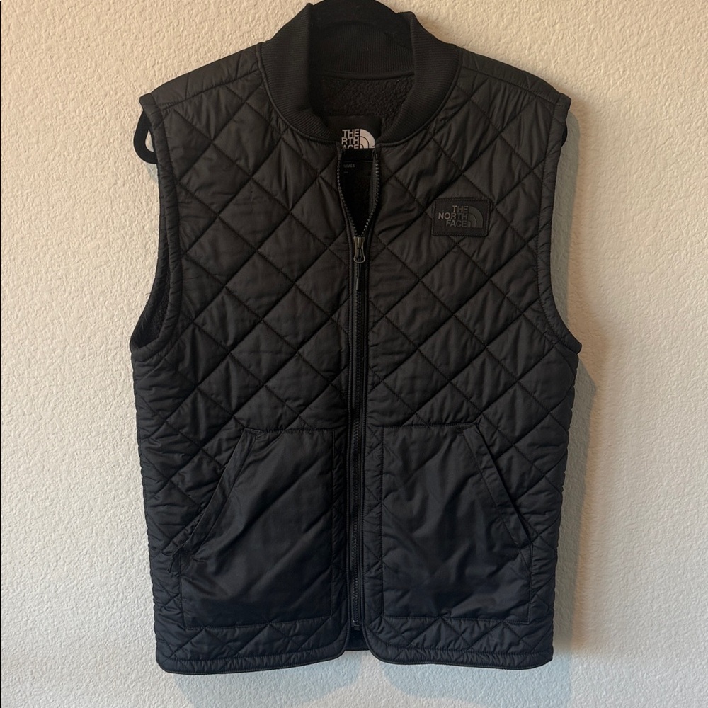 The North Face Men's S Quilted Black‎ Vest